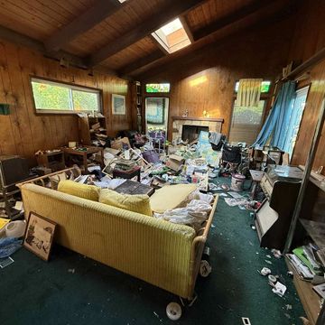 Hoarder House Cleanout