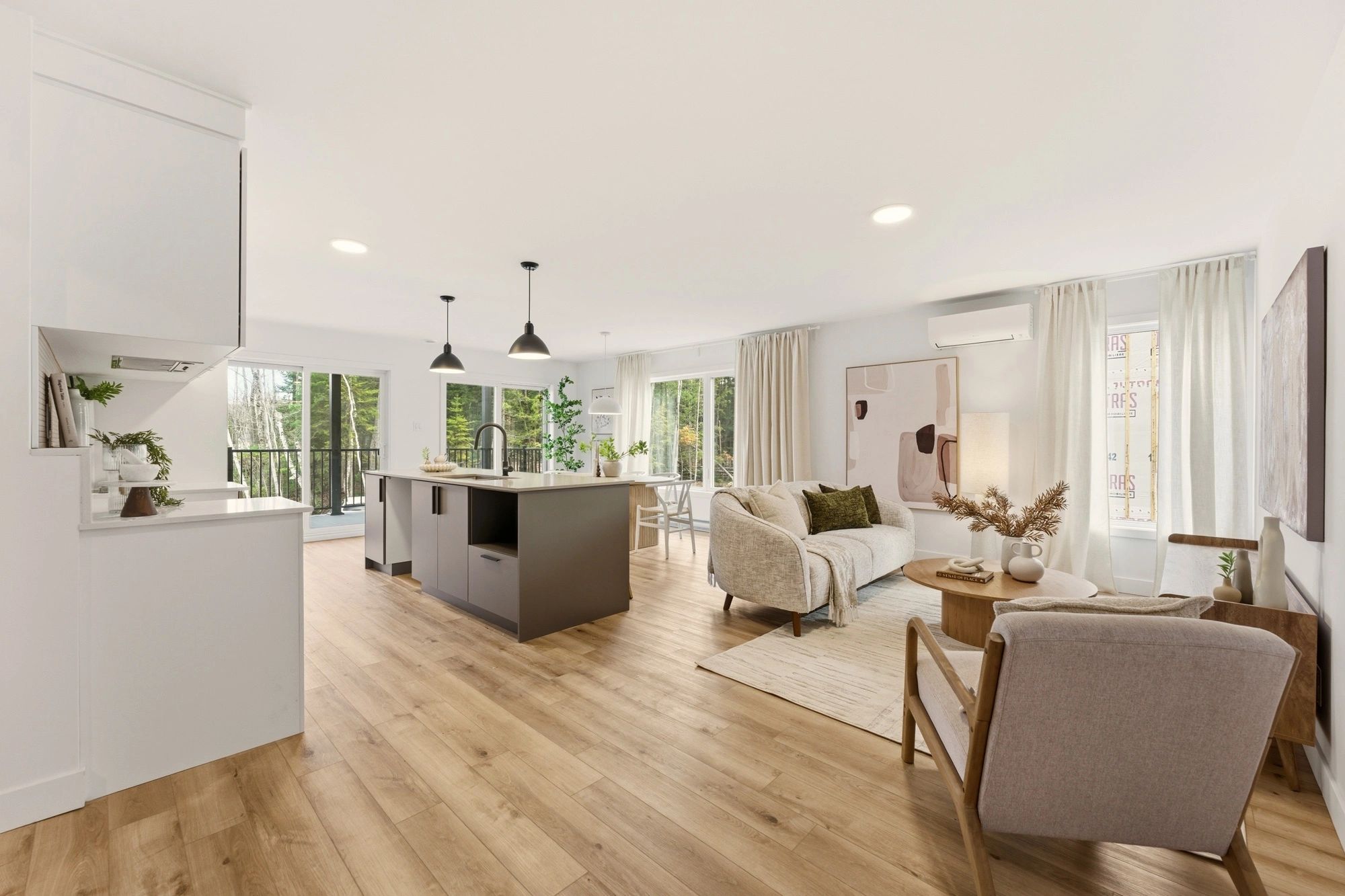 homestaging montreal, homestaging laval, homestager near me, maison modèle, décoratrice laurentides