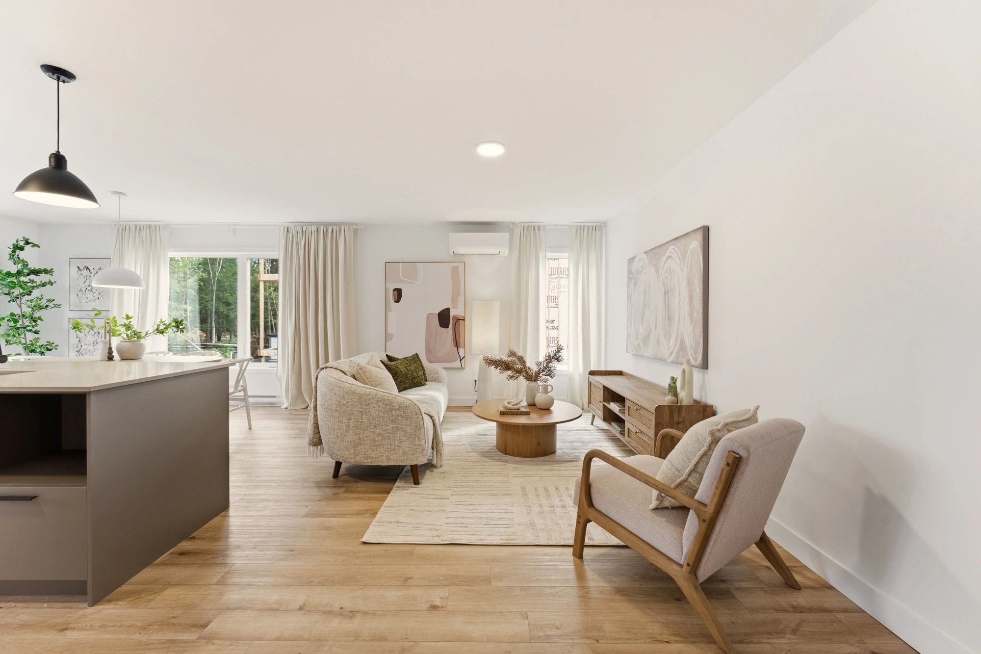 homestaging montreal, homestaging laval, homestager near me, maison modèle, décoratrice laurentides