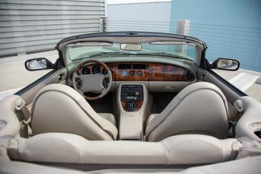1998 Jaguar XK8 classic car rental