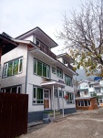 https://meadowspalace/.com