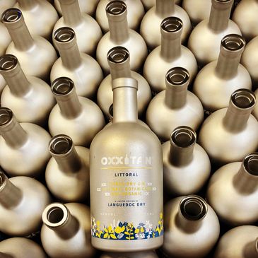 Languedoc Gin Organic France OXXiTAN Dry. Best organic gin haut de gamme. Garrigue Montpellier