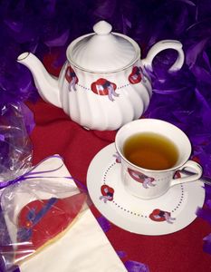 Red Hat Ladies have enjoyed Titanic Teas for their tea parties.  We offer cookie table favors, too!