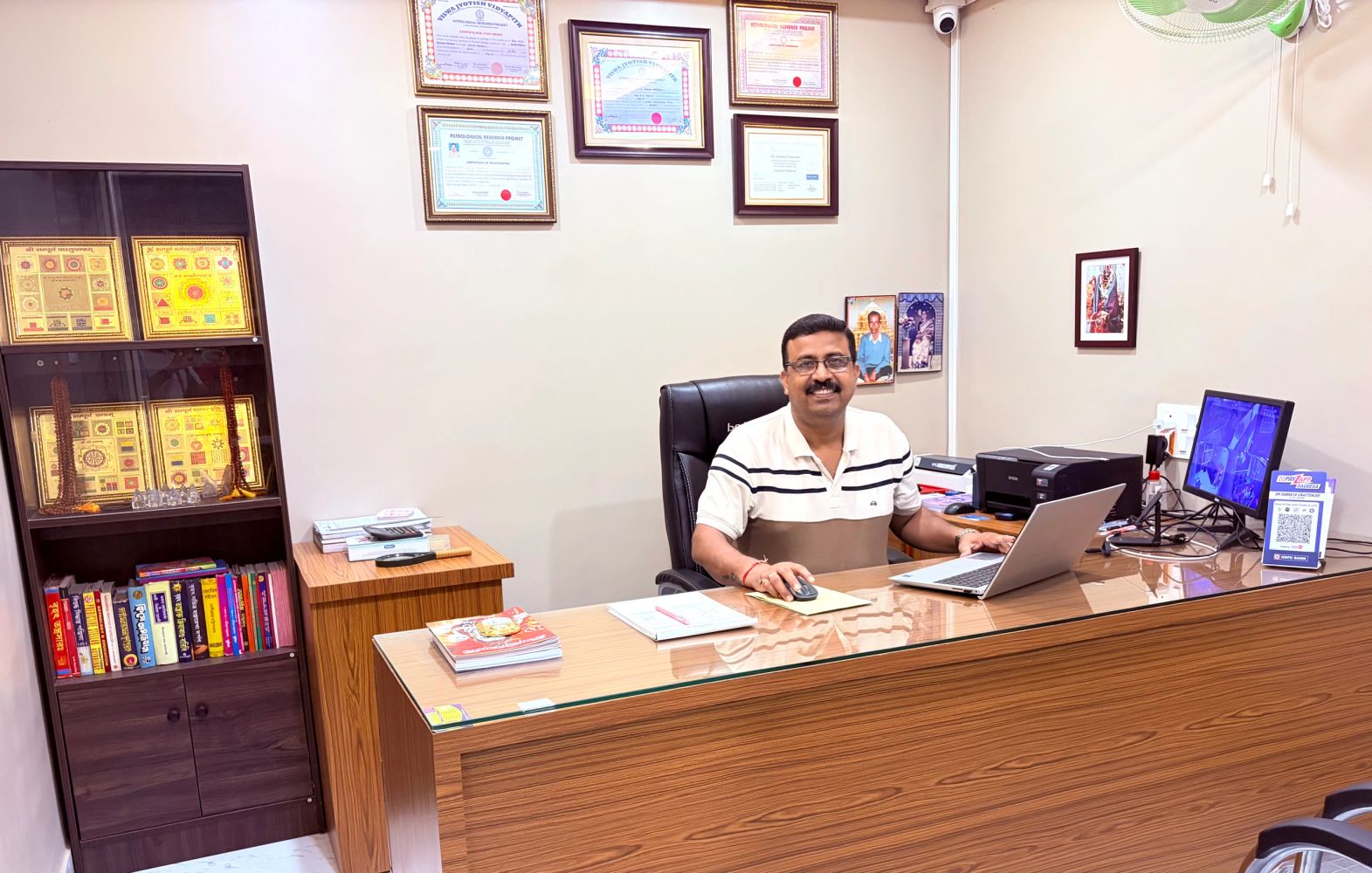 Dr. Subrata Chatterjee - Astrologer in Kolkata, at his New Town, Rajarhat, Kolkata Office