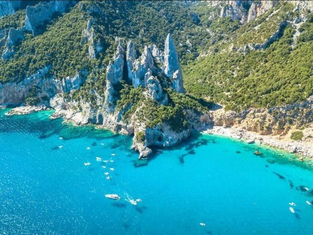 11 indimenticabili destinazioni balneari per una vacanza estiva in Italia