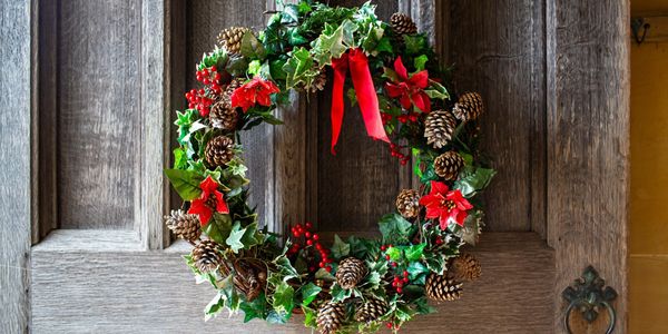 Christmas wreaths sourcing agent China, Taiwan, Asia: Vietnam, Thailand, Malaysia, Cambodia