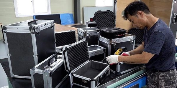 Hard Shell Carring cases sourcing agent China, Taiwan, Asia: Vietnam, Thailand, Malaysia, Cambodia 