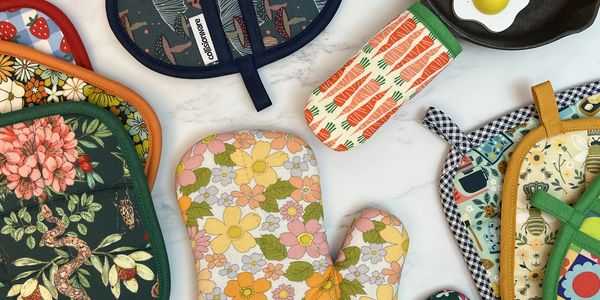 Oven mitts and panholders sourcing agent China, Taiwan, Asia: Vietnam, Thailand, Malaysia, Cambodia
