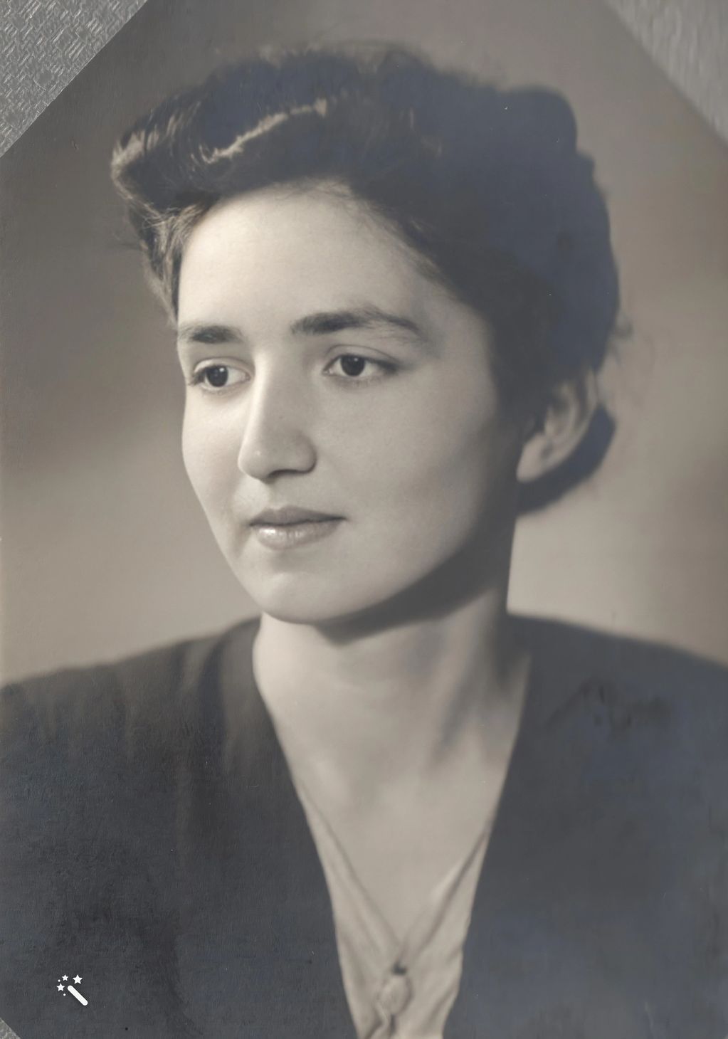Зефира Кирилловна Гутнова, 1947