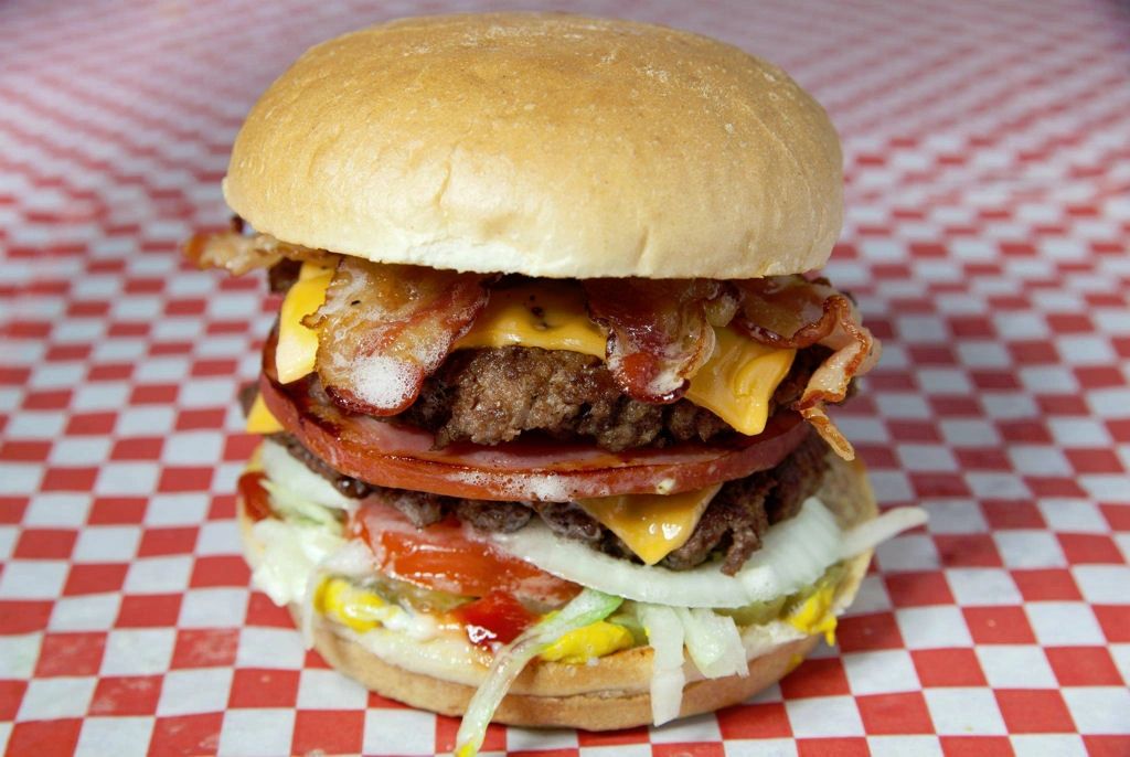 grandstandburgers.com