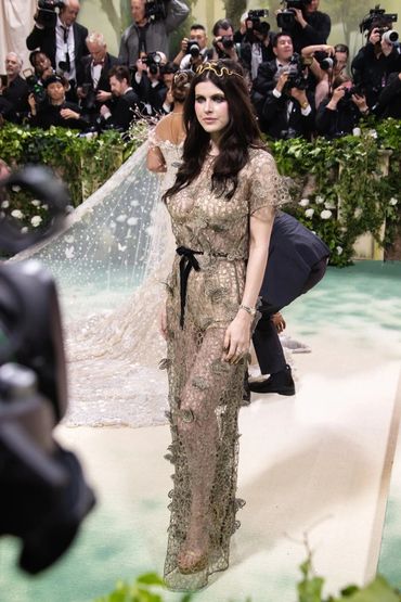 Alexandria Daddario in Dior Haute Couture, 2024 Met Gala.