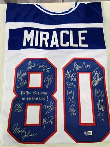 Package Dimensions: ‎13 x 11 x 2 inches. Manufacturer: Sports Memorabilia