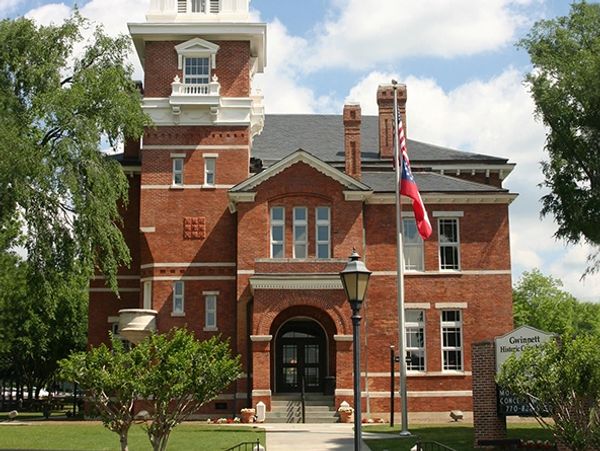Gwinett Movers: Gwinnett Historic Courthouse. Gwinnett County, GA