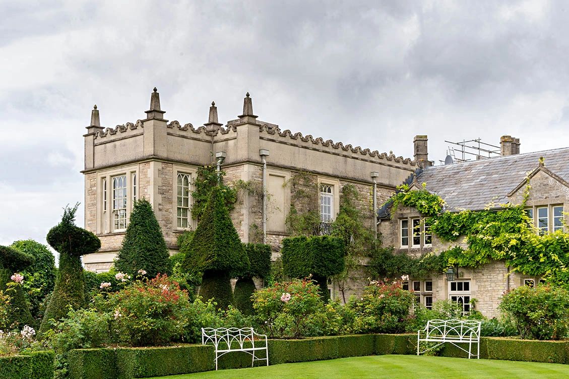 Affordable wedding photography Wiltshire by Premiere Photography