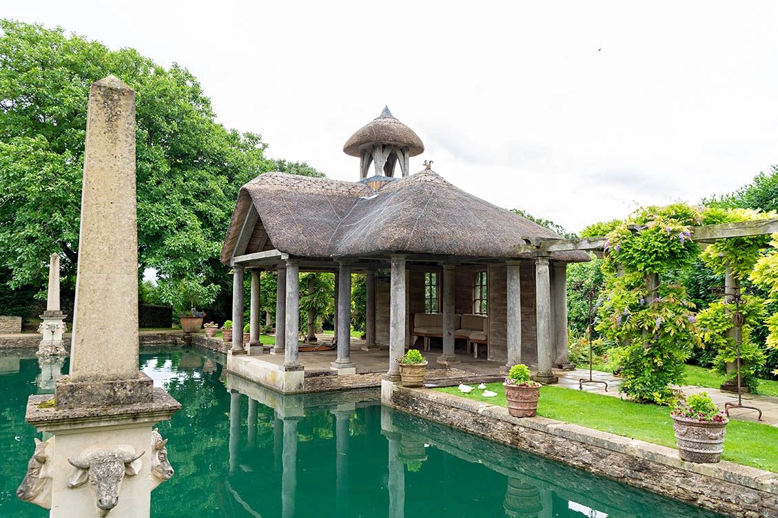 Affordable wedding photography Wiltshire by Premiere Photography