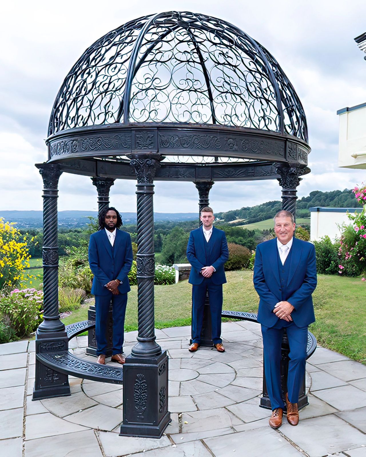 Budget Photography New House Hotel