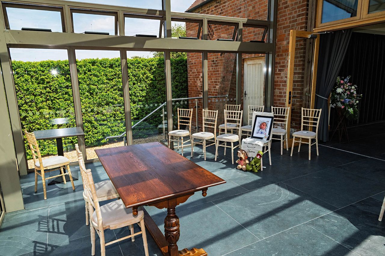 Worcestershire wedding photographer