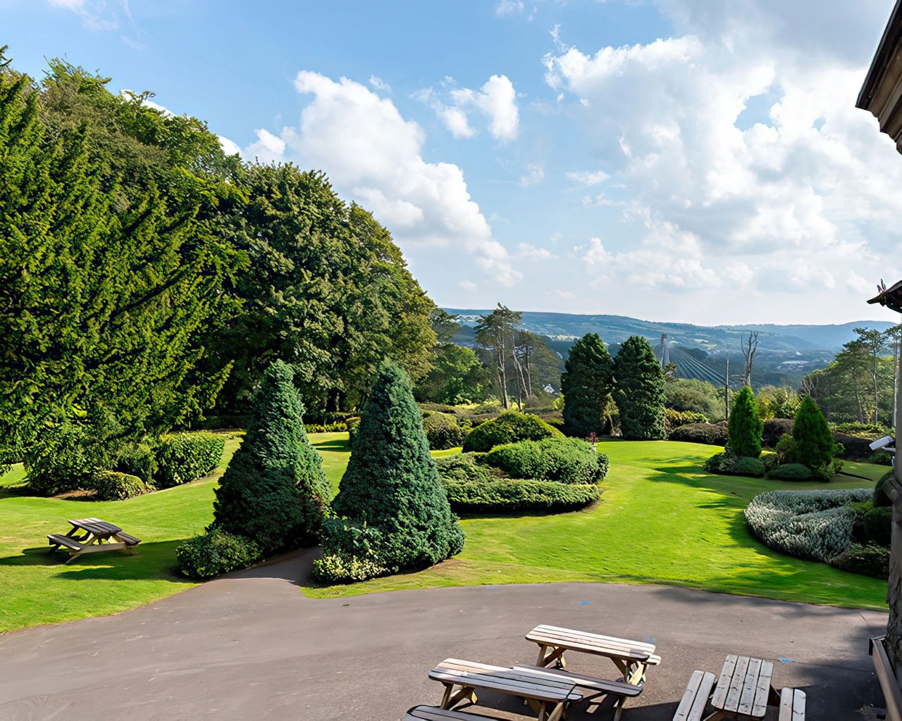 Maes Manor wedding photography