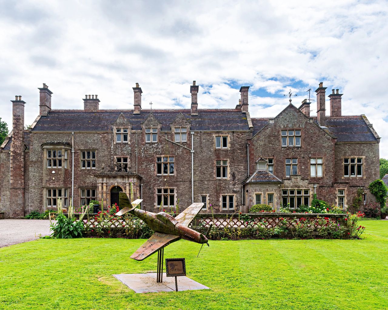 wedding photographer Monmouthshire