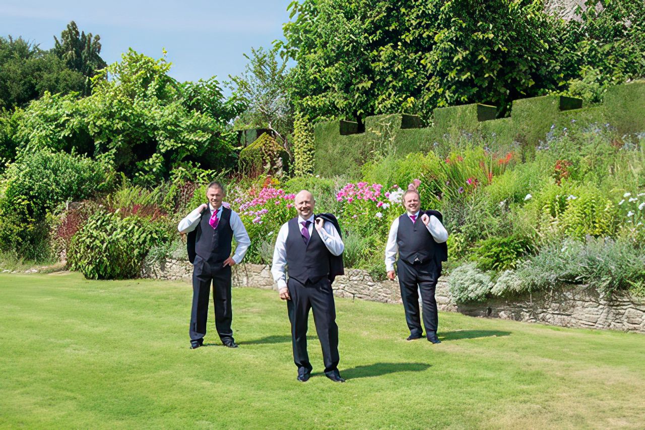 budget wedding photographer Usk