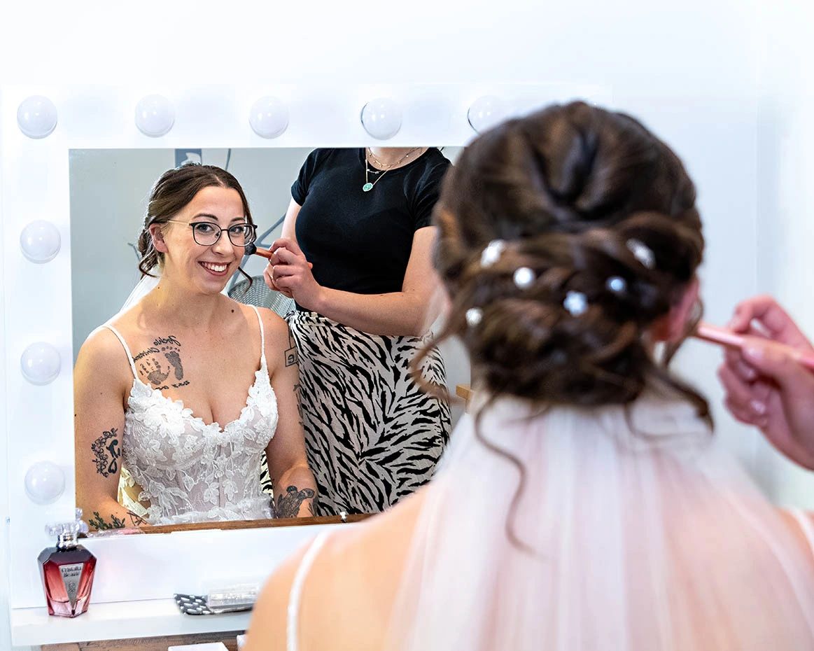 Wedding photographer Eckington Manor