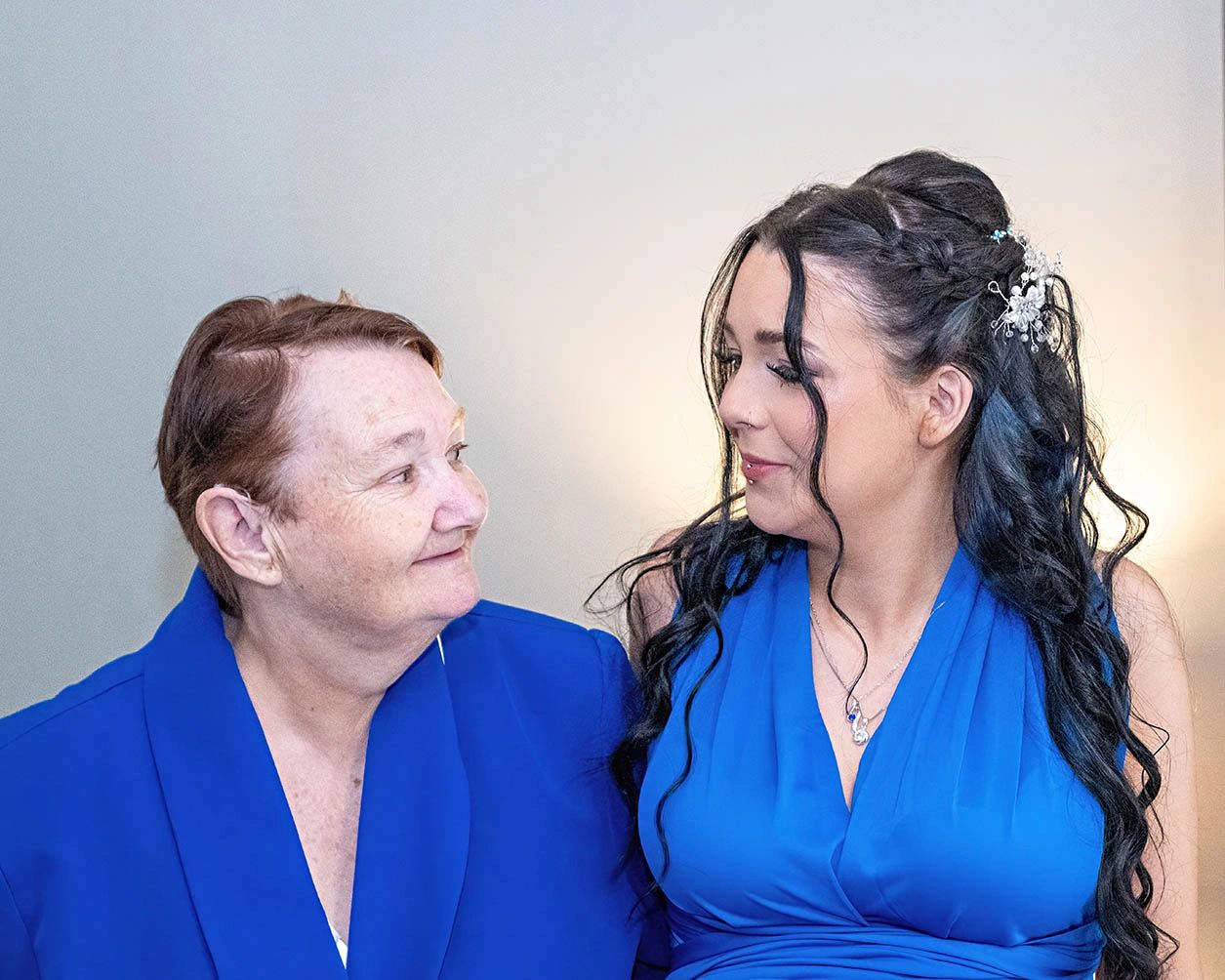 wedding photographer Carmarthen