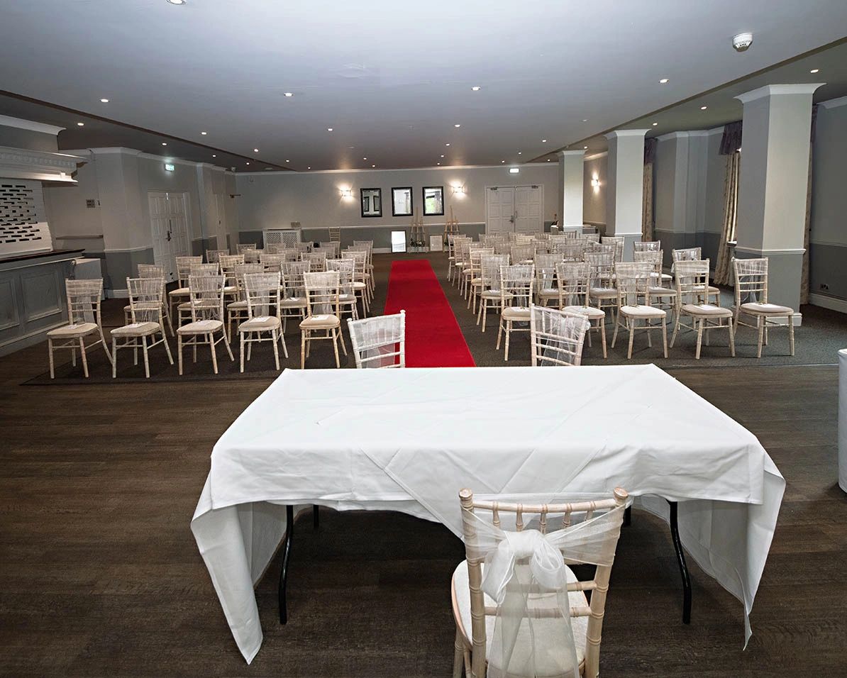 affordable wedding photography Gloucestershire