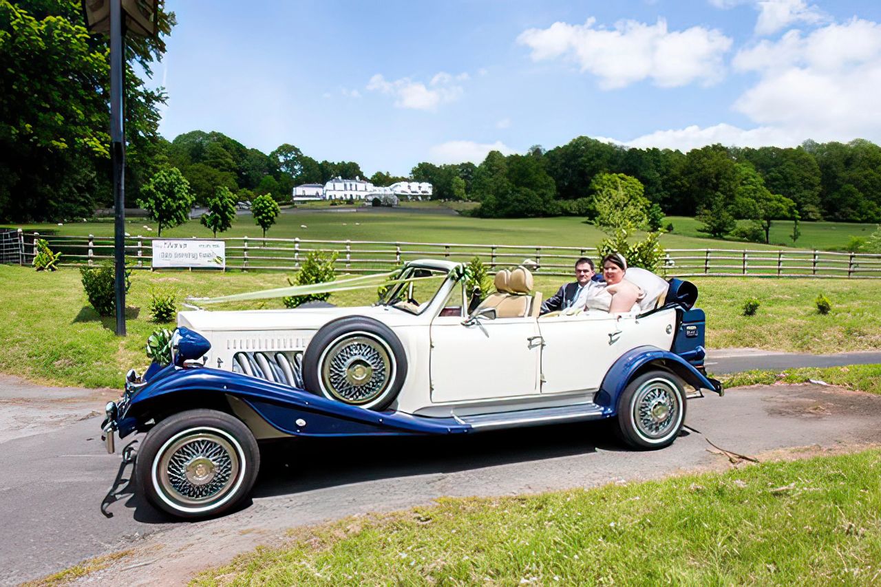 wedding photographer at The Manor Hotel