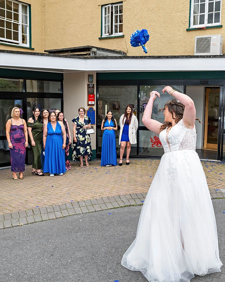 wedding photographers in Carmarthen