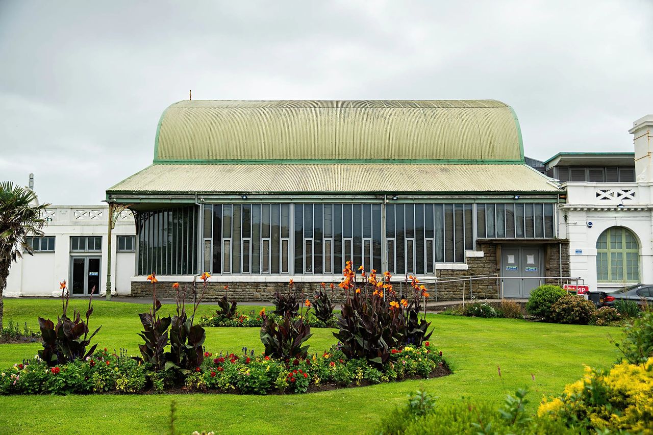 wedding photography Swansea