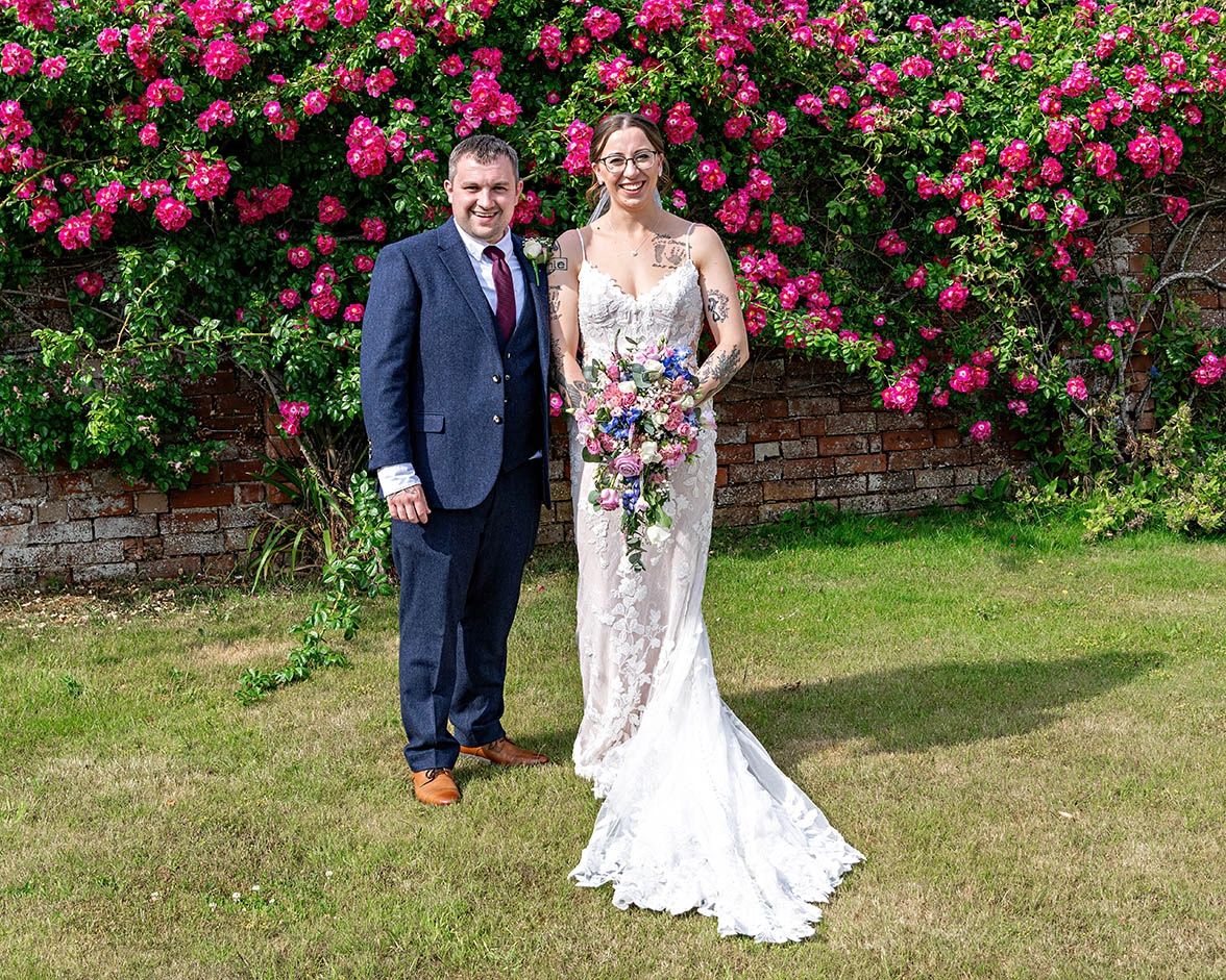 Romantic wedding portraits at Eckington Manor