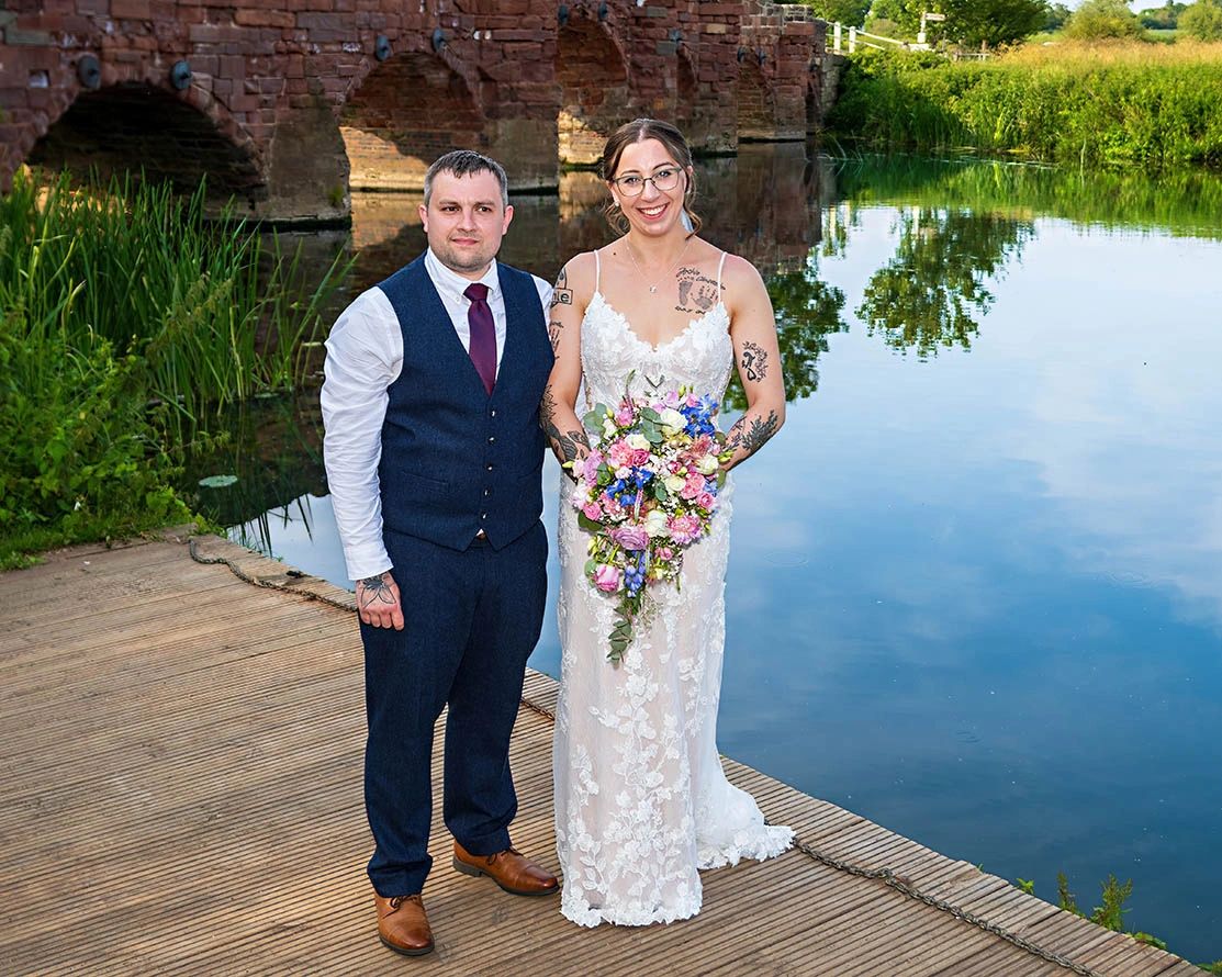 Wedding photographer Eckington Manor