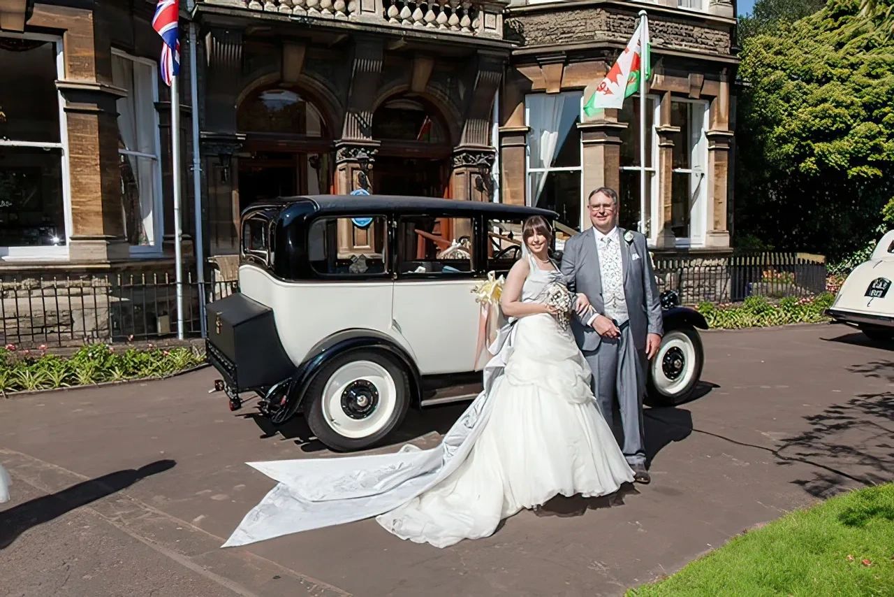 Beautiful natural wedding photography Cardiff by Premiere Photography