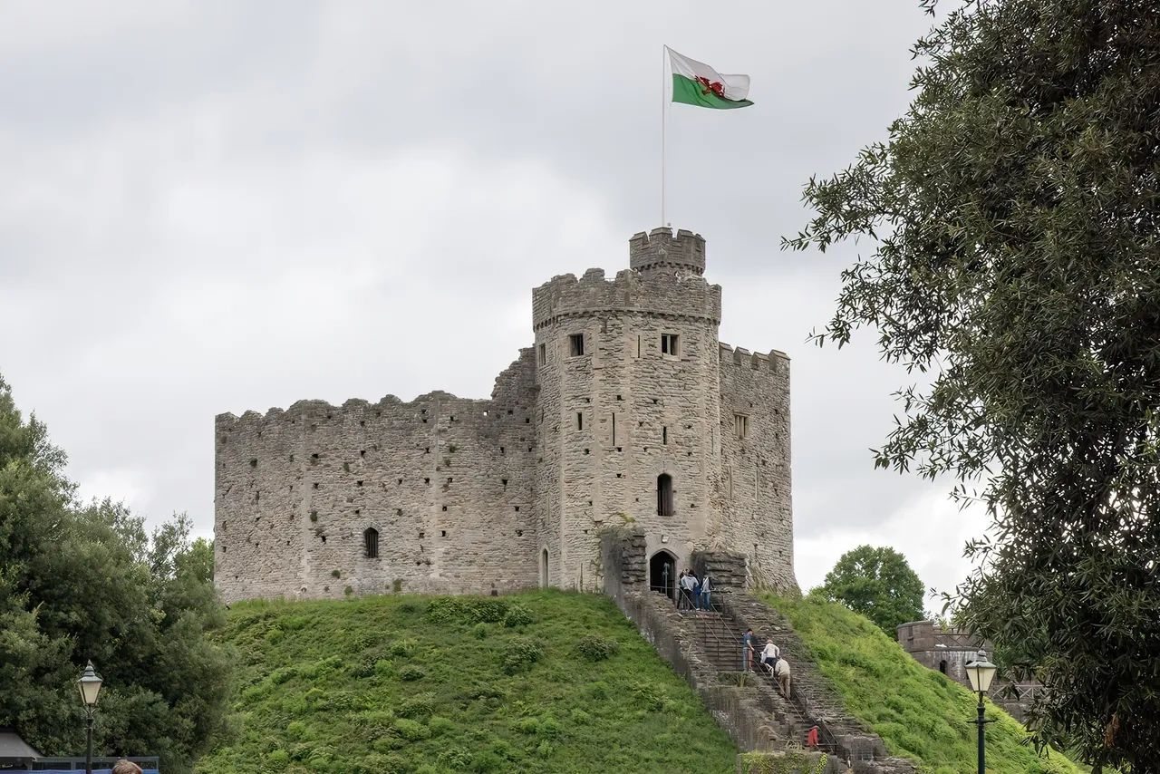 Budget-friendly wedding photography Cardiff