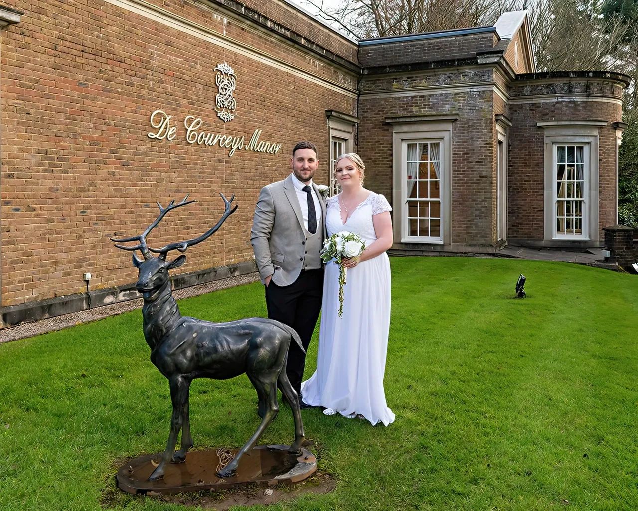 De Courceys Manor wedding photographer