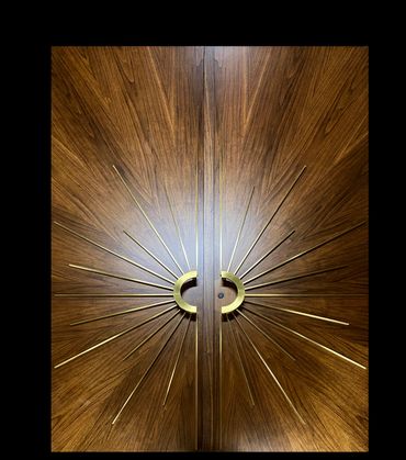 Radial Starburst pattern with sunburst walnut beneath, 103" x 72"