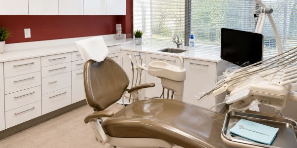 Modern dental operatory at Dentisterie Familiale Laënnec