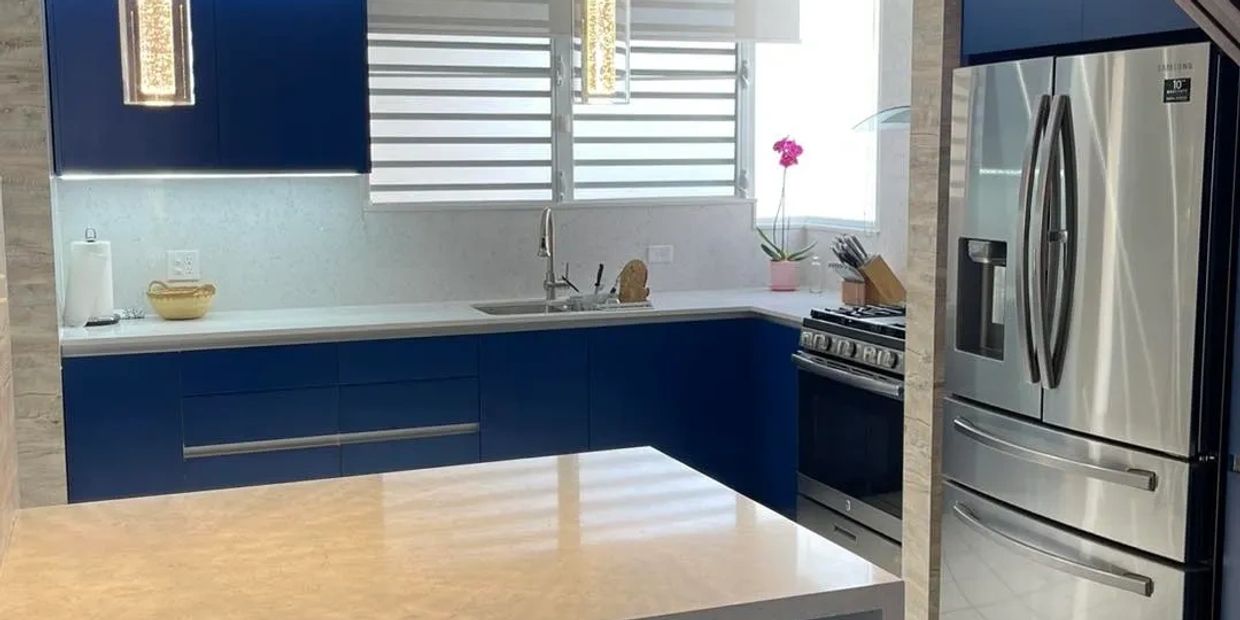 Cabinet Maker and designer in Cataño Puerto Rico. Quartz Countertop 
