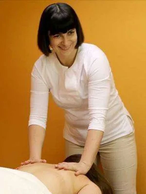 Massage therapist,massage therapy,deep tissue massage,posture,therapeutic massage,Princeton NJ