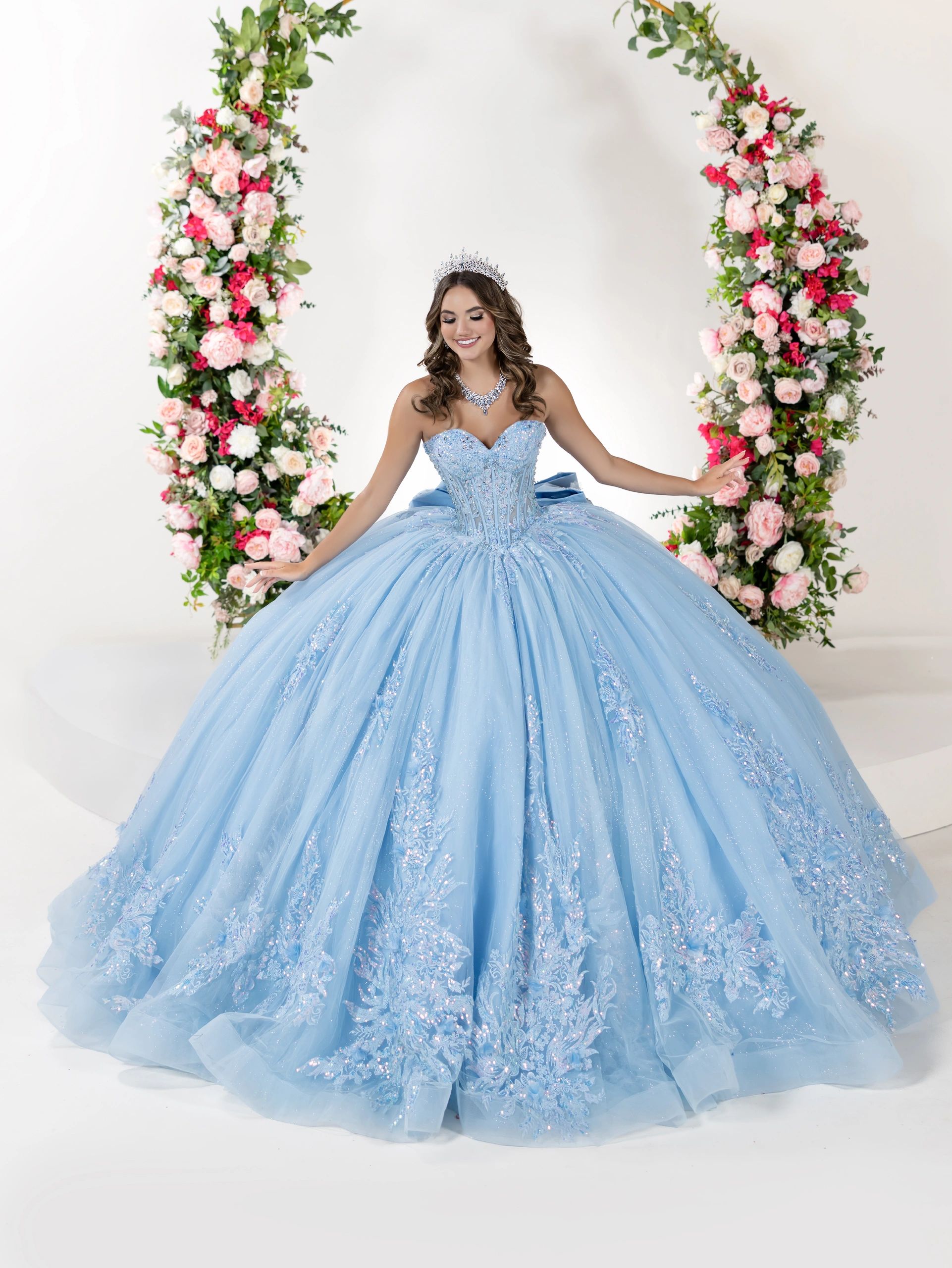Available in: Sky Blue, 
Style: 1-26135