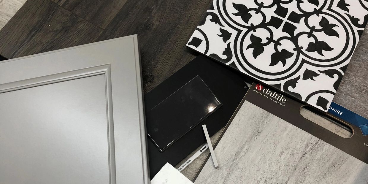Grey tlle
Black and white tile
Color selections