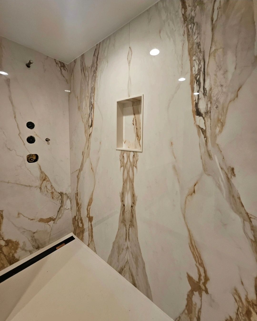 Installing large format porcelain panels