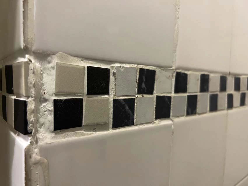 Poor tile work example