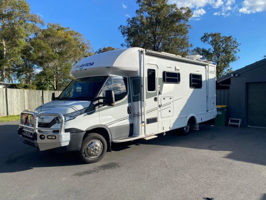 Motorhome — Cab & body window tinting