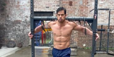 Tetauira Putoa Sports Peformance Coach & Trainer. Custom online workout programs, strength training