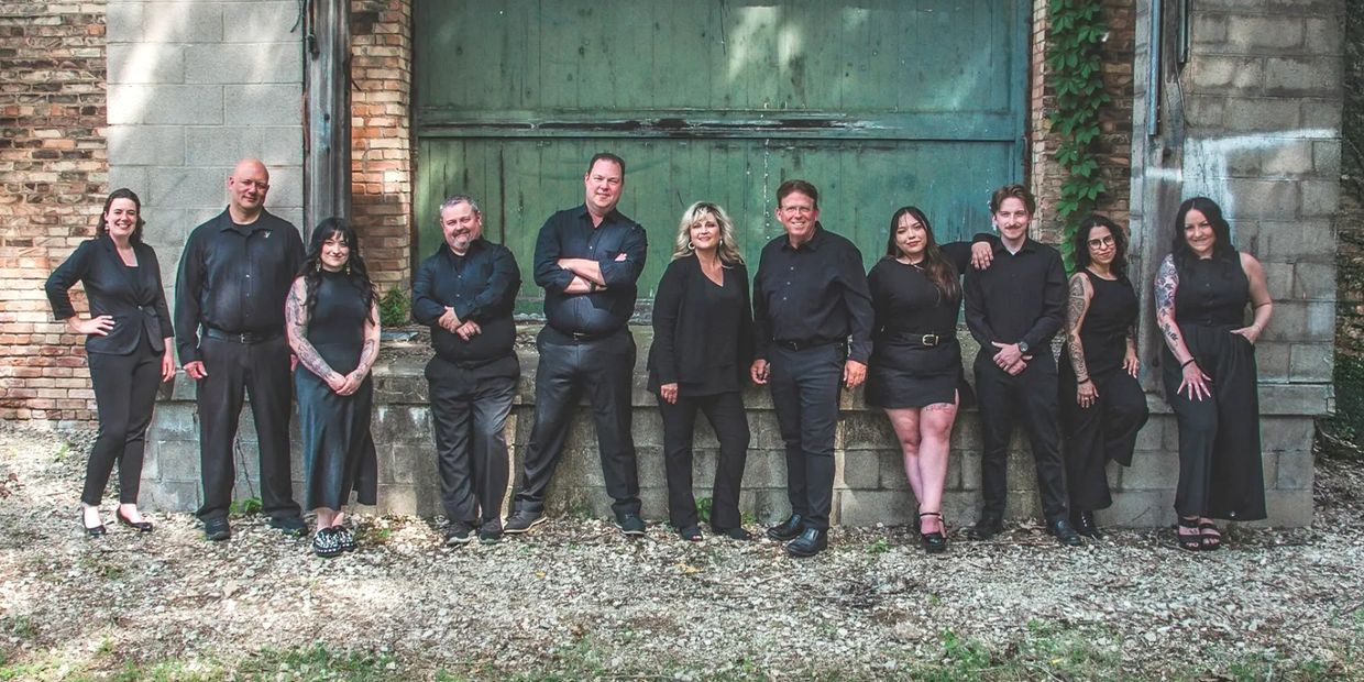 Full Circle Weddings team. Wedding planning in Grand Rapids, Michigan. Venues, photography & more.