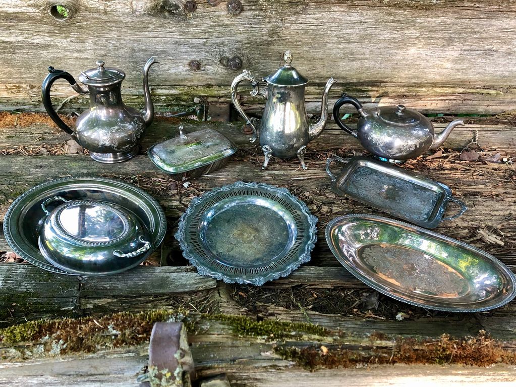 Rusticana Rentals - The Crockery (antique silverware)
