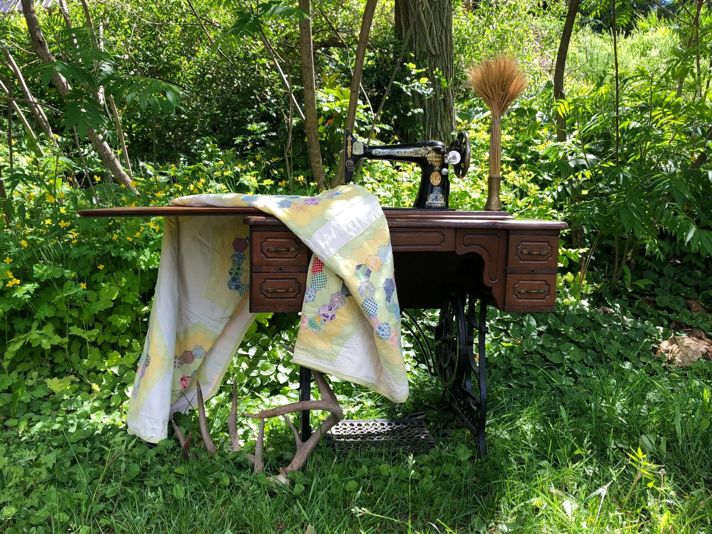 Rusticana Rentals - Stitchy (antique singer sewing machine)