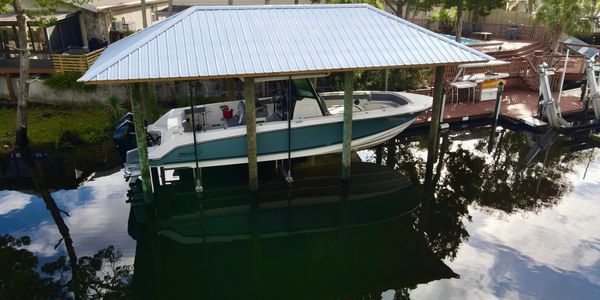 AMC Supply CO. Boat house Lifts Crystal River