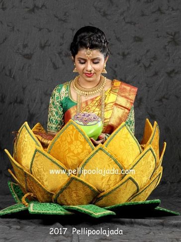 Bride in Pellibutta by Pellipoolajada Vizag branch